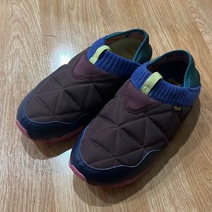 Cotopaxi x Teva shoes